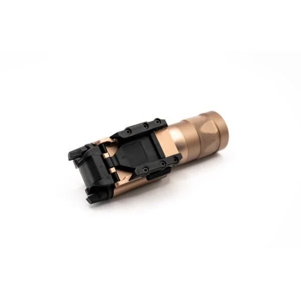 Rebel X300 VAMPIRE Tactical Pistol Flashlight 850 Lumen with Strobe - Dark Earth