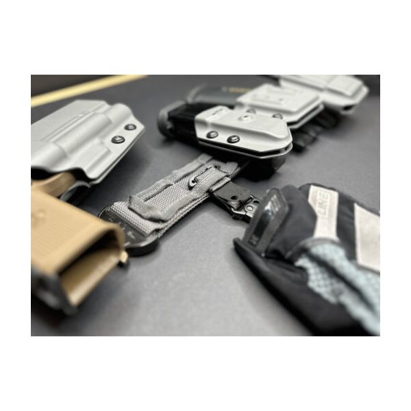 Deadly Customs Belt Hangers